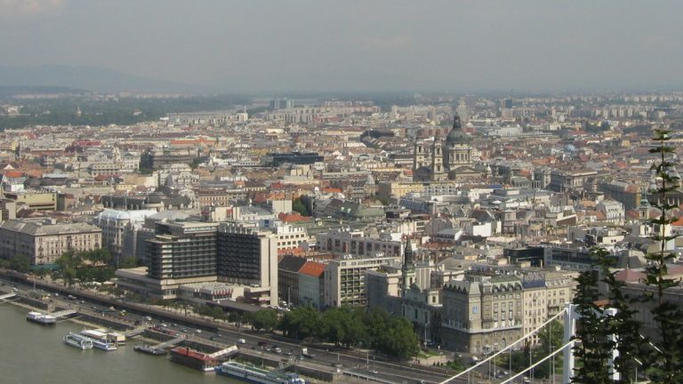 Budapest látképe fotó: s c/freeimages.com