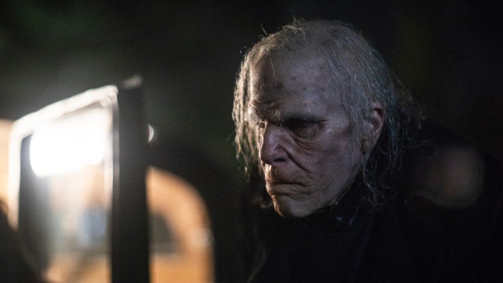 Zachary Quinto as Charlie Manx; single - NOS4A2 _ Season 1, Episode 3 - Photo Credit: Zach Dilgard/AMC