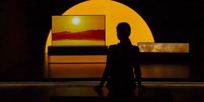 Az LG feltekerhető tévéje