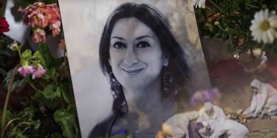 Daphne Caruana Galizia, a meggyilkolt máltai újságírónő. részlet a Guardian riportjából