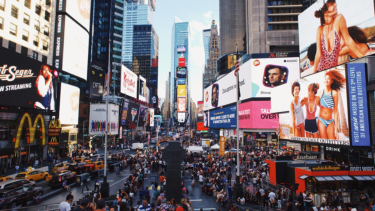 Reklámok a Times Square-n