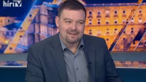Huth Gergely, a PestiSrácok főszerkesztője nyilatkozik a pedofil videó miatti letiltásról a HírTV-nek 2020. február 14-én