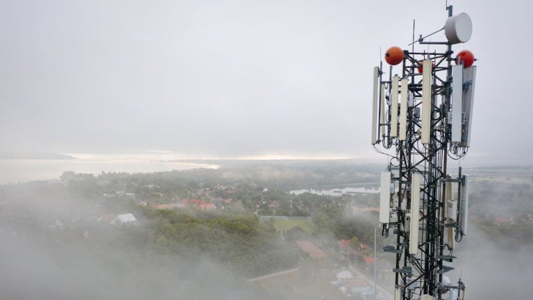 A Telenor egyik bázisállomása a Balatonnál