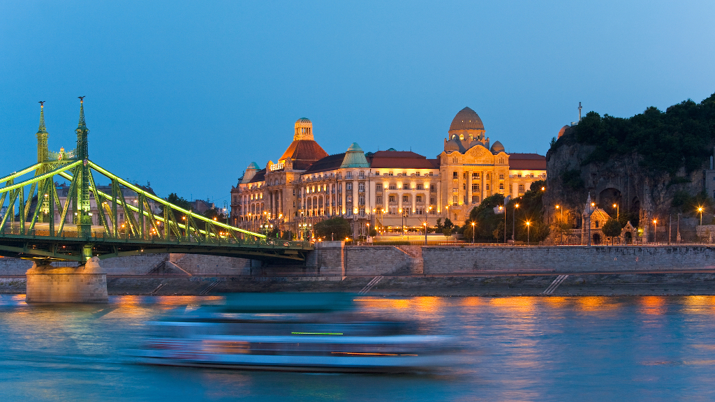 Budapest, szállás, éjszaka, hotel