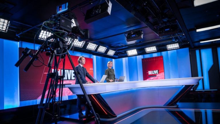 A Bild hétfőtől péntekig jelentkező Bild LIVE című műsorának stúdiója / Ralf Günther