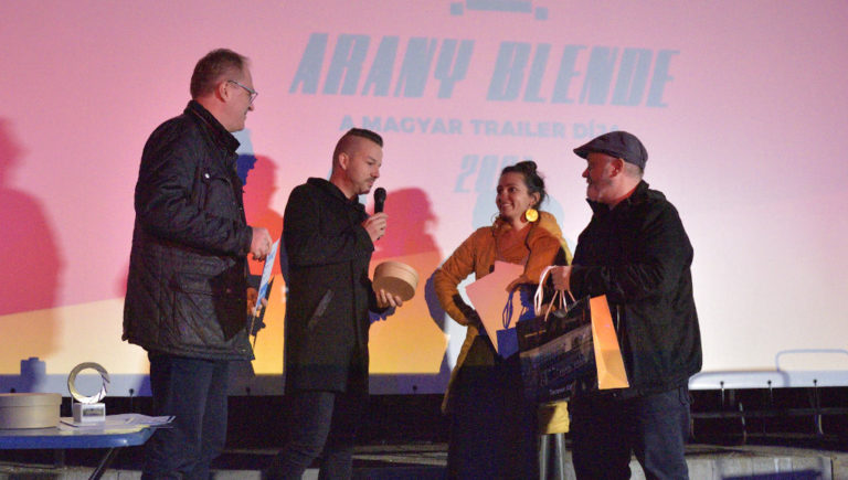 AranyBlende2021: Polyák György és Bedő Barna átveszik a fődíjat.