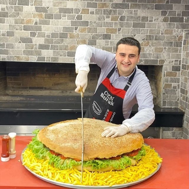Burak Özdemir TikTok-sztár