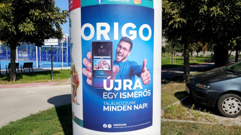 Az Origo közterületi plakátja Budapesten