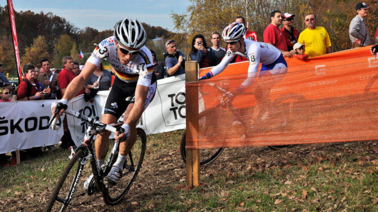 Cyclo-cross.