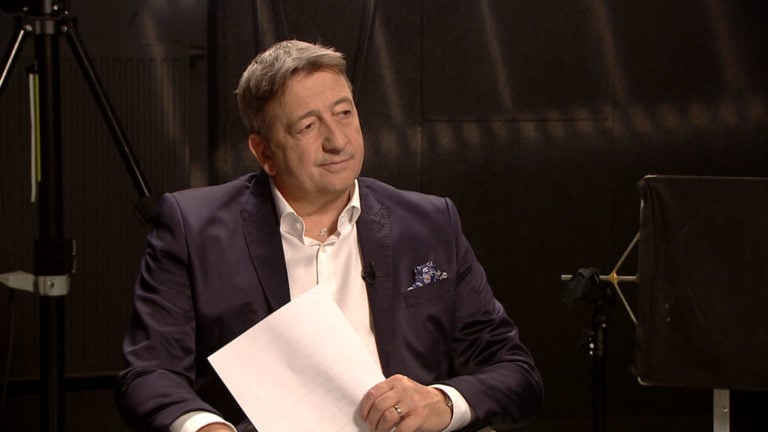 Bayer Zsolt, a HírTV műsorvezetőjeként