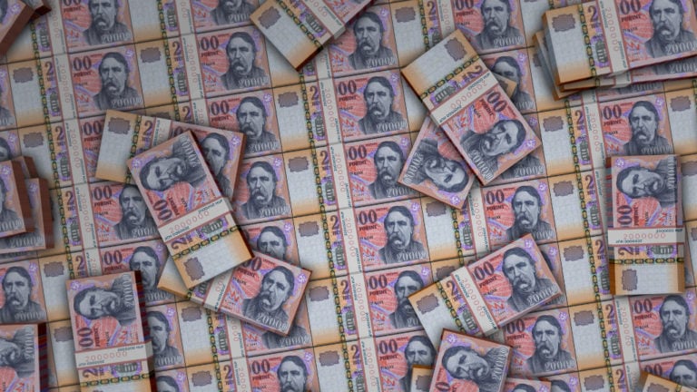 pénz, sok forint, HUF