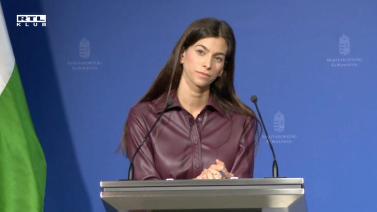 Szentkirályi Alexandra kormányszóvivő az április 28-i Kormányinfón.