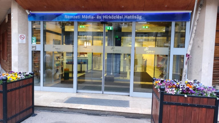A Nemzeti Média- és Hírközlési Hatóság (NMHH) budapesti, Ostrom utcában található épületének homlokzata
