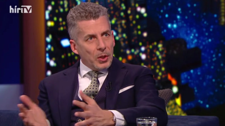 Rákay Philip a HírTV Bayer Show című műsorában.
