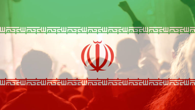 Iráni zászló, tüntetés.