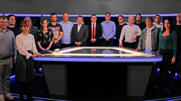 Régió Tv Esztergom stábfotója a csatorna búcsúbejegyzésében.
