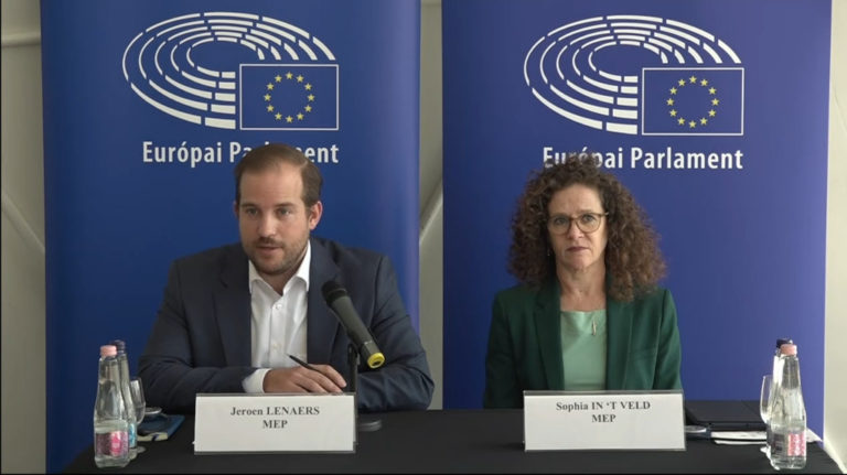 Az Európai Parlament Pegasus vizsgálóbizottsága sajtótájékoztatója Budapesten a magyarországi megfigyelések ügyében 2023. 02. 21-én