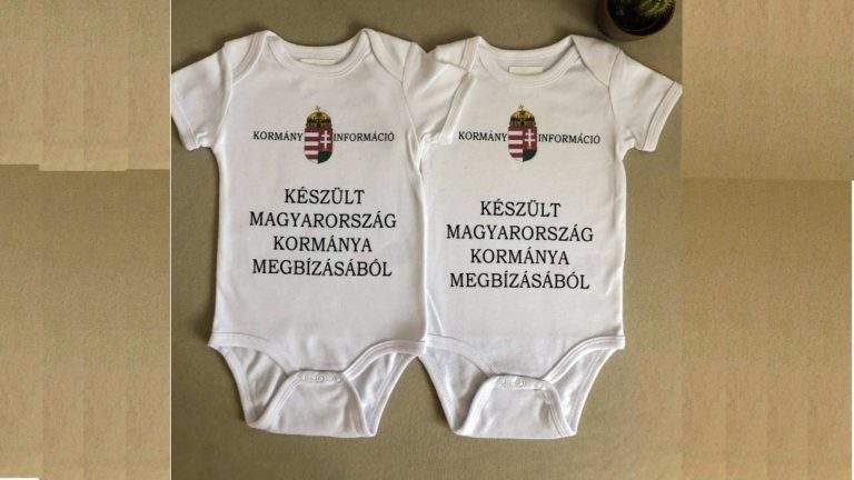 „Készült Magyarország kormánya megbízásából!” - társadalmi célú reklám - rugdalózó.