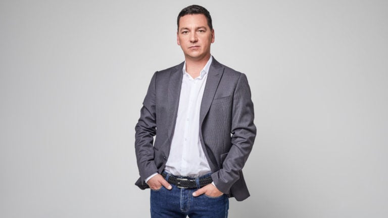 Bodacz Balázs, az ATV műsorvezetője