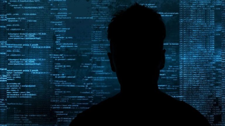 Hacker, kémprogram.