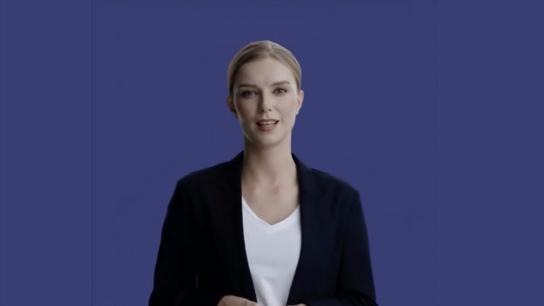 A Kuwait News Fedha névre keresztelt mesterséges hírolvasója.