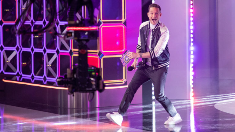 Istenes Bence, a Tippelj és vidd el műsorvezetőjeként