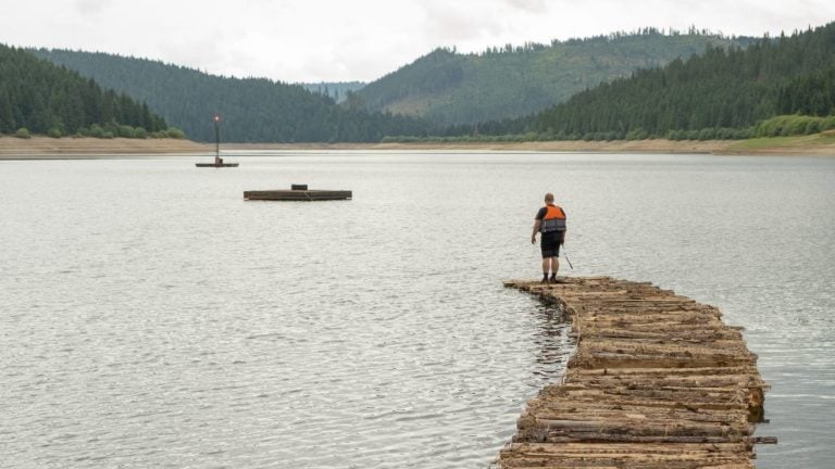 Jelenetkép A híd című valóságshow-ból.