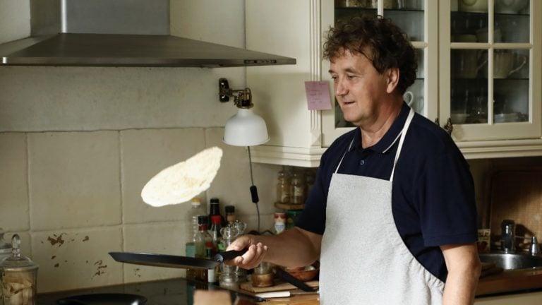 Scherer Péter az Apatigris című sorozatban.