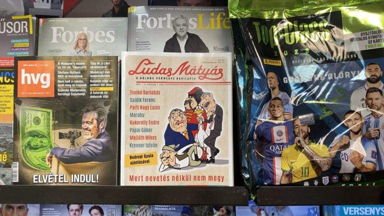 Ludas Mátyás az újságosoknál