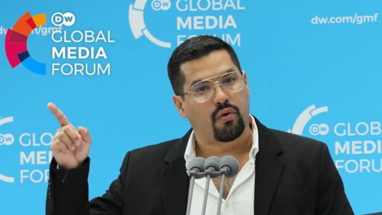 Oscar Martinez, az El faro főszerkesztője köszöntőbeszéde a DW Global Media Forumon (GMF2023)