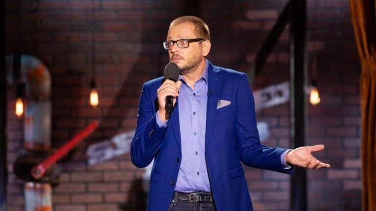 Kőhalmi Zoltán a Showder Klubban.