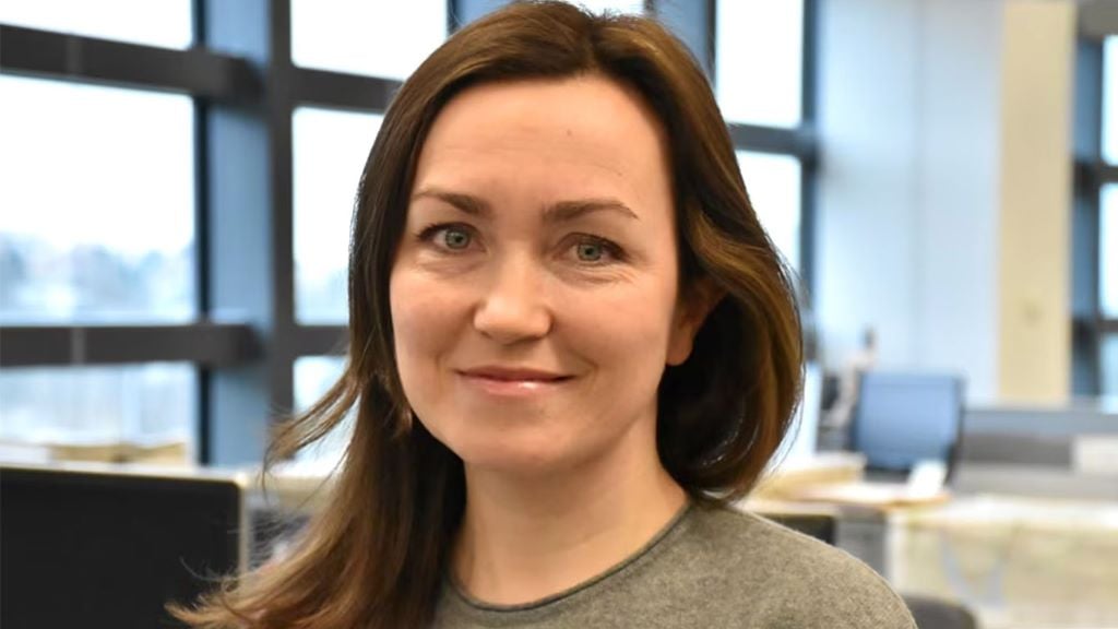 Alsu Kurmasheva, a Szabad Európa Rádió újságírója, akit letartóztattak Oroszországban