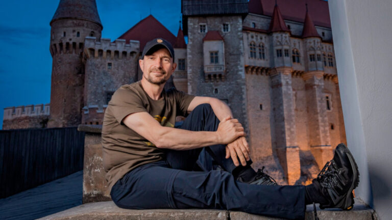 Vadon Jani, a Várfoglalók műsorvezetőjeként