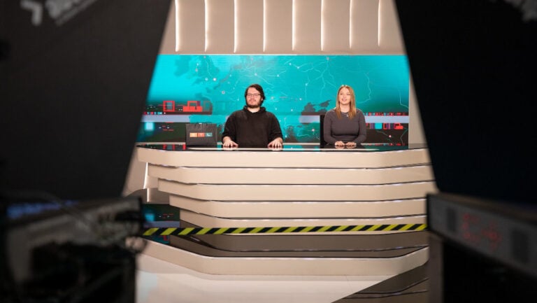 Az RTL Magyarország nyílt napján az RTL Híradó műsorvezetői székeit is elfoglalhatták egy kis időre a látogatók