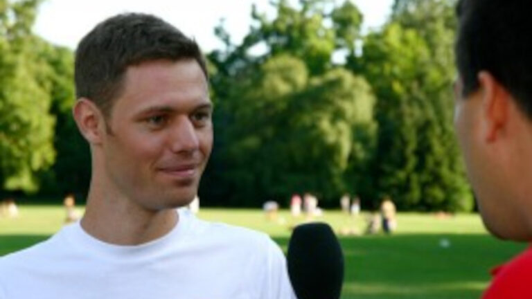 Zsiros László Róberttel, a Szertár Podcast alapítójával beszélget Szalay Dániel, a Vipcast podcastereként