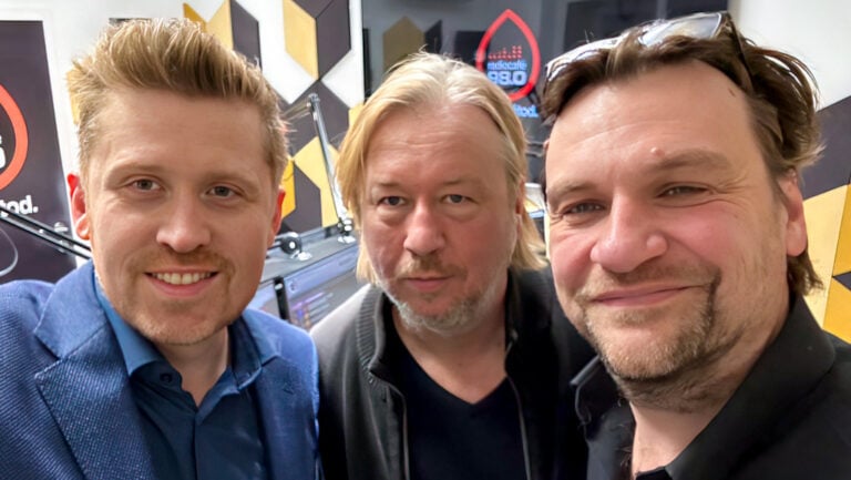 Fischer Gábor, a TV2 Csoport programigazgatója, Lengyel András médiaszakember, Szatmári Róbert, az Enyhe katarzis műsorvezetője