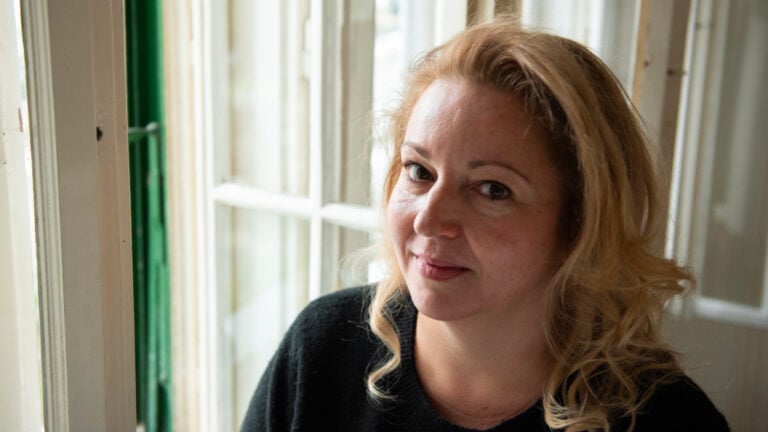 Mészáros Zsófia, a 444 volt vezető szerkesztője, a Pelikán Projekt Nonprofit Kft. alapító tulajdonosa és ügyvezető igazgatója