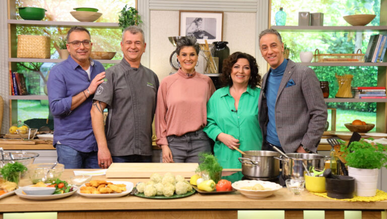 TV Paprika Magazin, a TV Paprika hétvégi magazinműsora