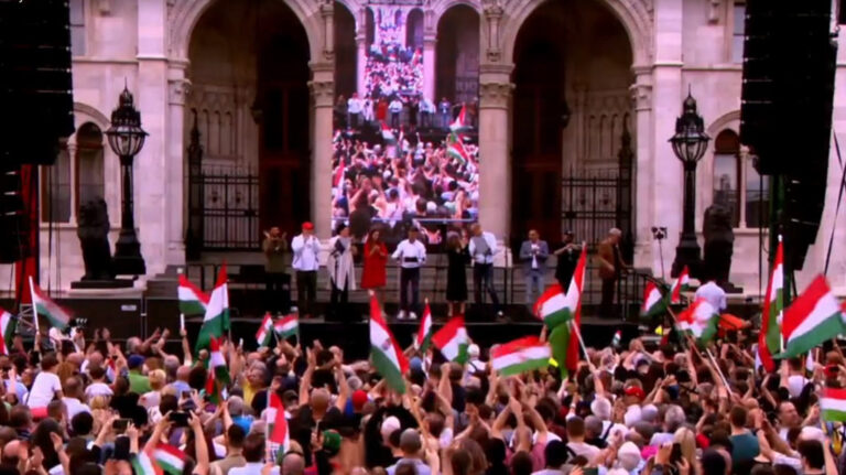 Magyar Péter demonstrációja 2024. április 6-án a Kossuth téren