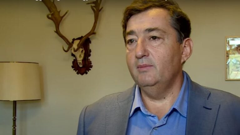 Mészáros Lőrinc interjút ad