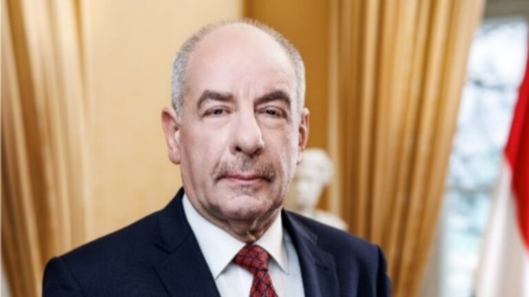 Sulyok Tamás államfő
