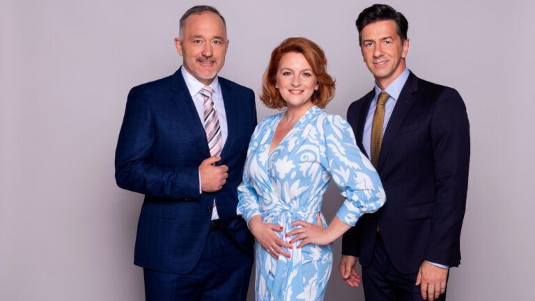 Az RTL Híradó után, 19 órakor kezdődő élő választási műsor három házigazdája Boros Krisztina, Kéri Barna és Rábai Balázs lesz.