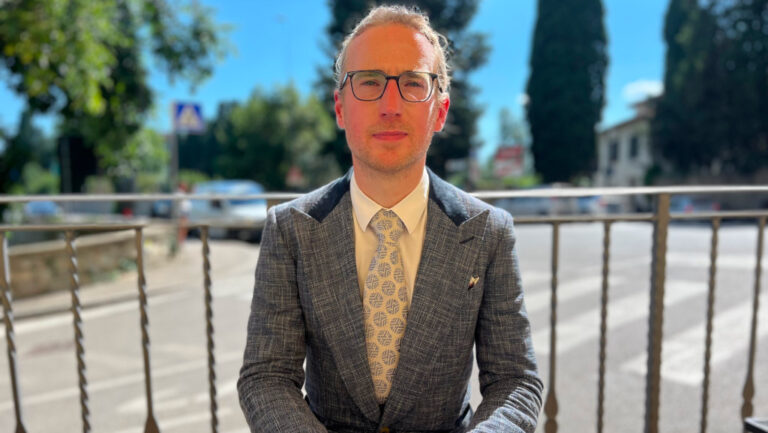 Bleyer-Simon Konrád, a firenzei European University Institute Médiapluralizmus és Médiaszabadság Központjának kutatója