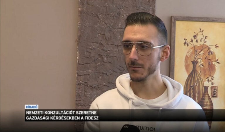 Fábián Martin, a Zalegerszegi Televízió műszaki munkatársa az M1 Híradóban