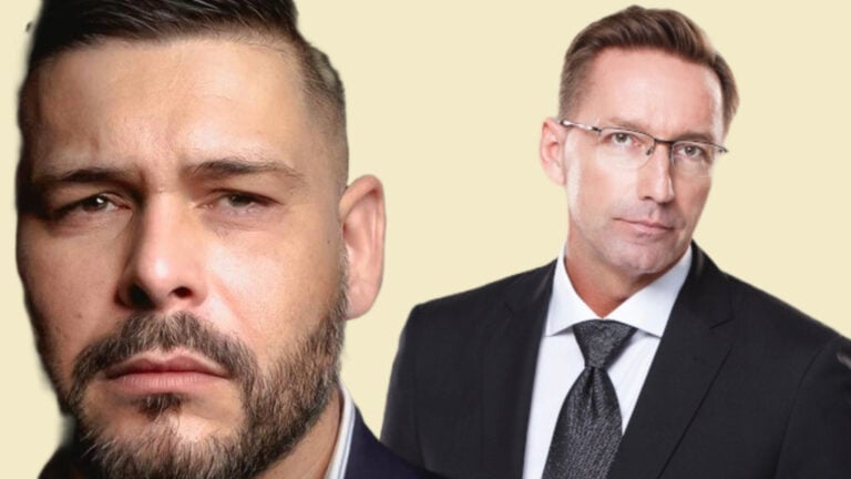 Ábrahám Róbert (b) Kotroczó Róbert (j)