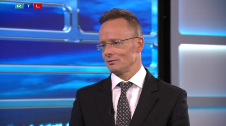 Szijjártó Péter az RTL Házon kívül c. műsorában 2025 januárjában