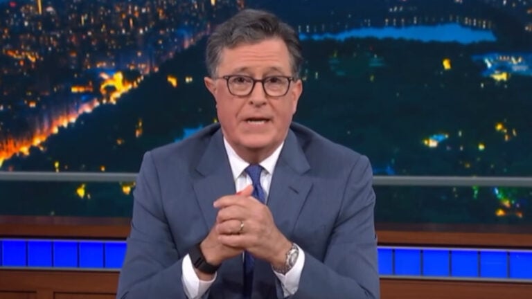 Stephen Colbert bejelenti a műsora megszűnését a Late Show-ban