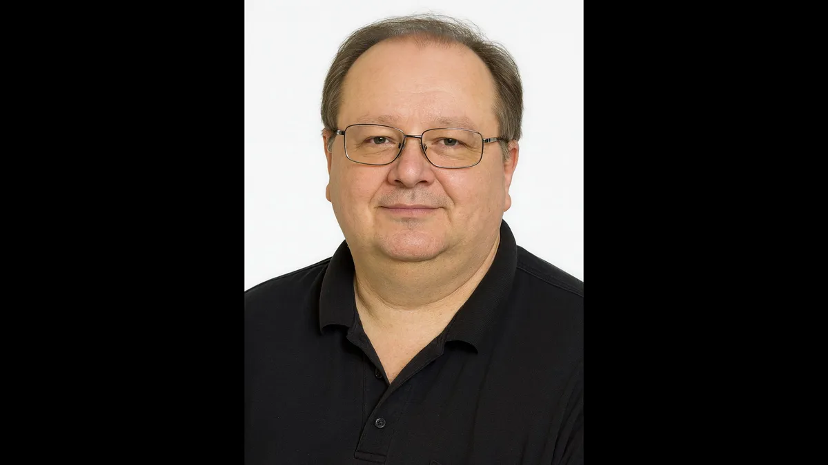 Elhunyt Fenyves Tamás, a magyar televíziós és sportmédiás piac meghatározó háttérembere, aki évtizedeken át dolgozott nemzetközi televíziós csatornák hazai jelenlétének kiépítésén és működtetésén