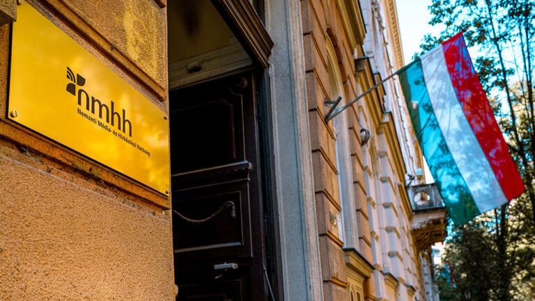 Az NMHH Médiatanács épületének homlokzata